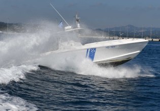 Σαλαμίνα: Σύλληψη δύο ατόμων για κατασκοπεία – Φωτογράφιζαν με τα κινητά τους τον Ναύσταθμο