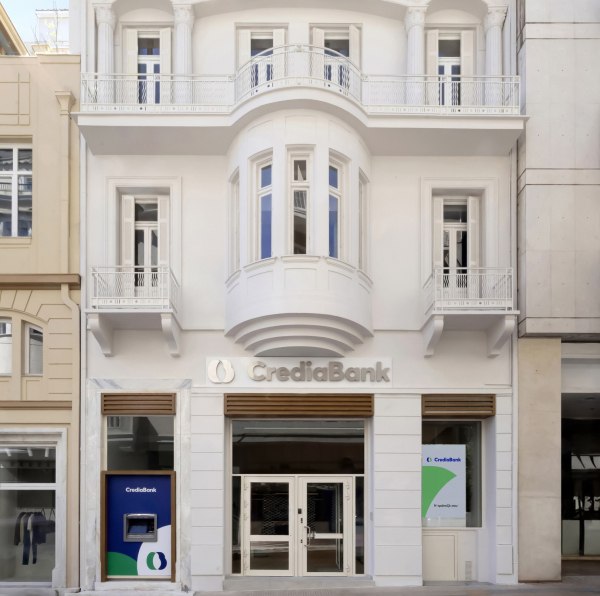 Σκουφά 3: Στο ιστορικό κτίριο της Αθήνας η CrediaBank μας συστήνει μία νέα εμπειρία τραπεζικής συναλλαγής