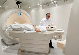 Οι θάνατοι από καρκίνο μειώθηκαν στην Ελλάδα από το 1990