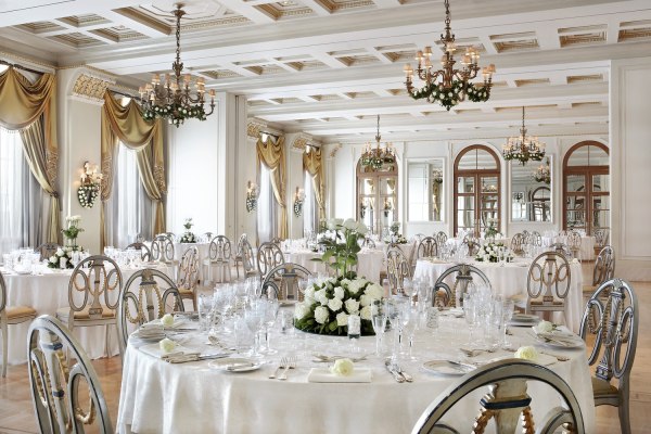 Ηνωμένο Βασίλειο: Καλεσμένη σε γάμο παρήγγειλε πίτσα στη δεξίωση