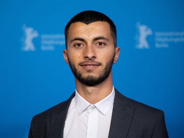 Μπασέλ Άντρα: Ο βραβευμένος παλαιστίνιος σκηνοθέτης μιλά για την εισβολή των IDF στο σπίτι του