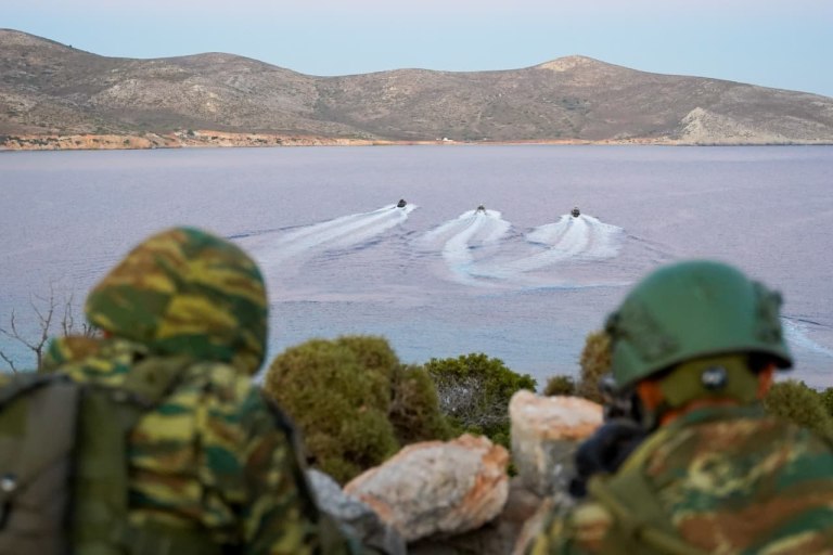 ΓΕΕΘΑ: Ολοκληρώθηκε η αιφνιδιαστική άσκηση ετοιμότητας – Δείτε βίντεο και φωτογραφίες