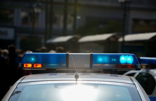 Πάτρα: Αστυνομικός εμβόλισε το αυτοκίνητο του αδελφού του, τον χτύπησε με λοστό και εξαφανίστηκε