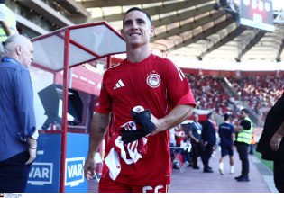 Αποθέωση του Ποντένσε στο Καραϊσκάκη