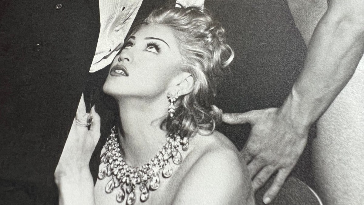 Μπορούν οι ποπ σταρ να κάνουν σεξ; Από τη Μαντόνα στη Σαμπρίνα Κάρπεντερ, ο πουριτανισμός επαναλαμβάνεται