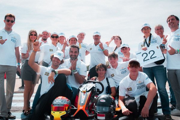 Jules Bianchi Marathon Karting: Καρό σημαία με ελληνικό άρωμα