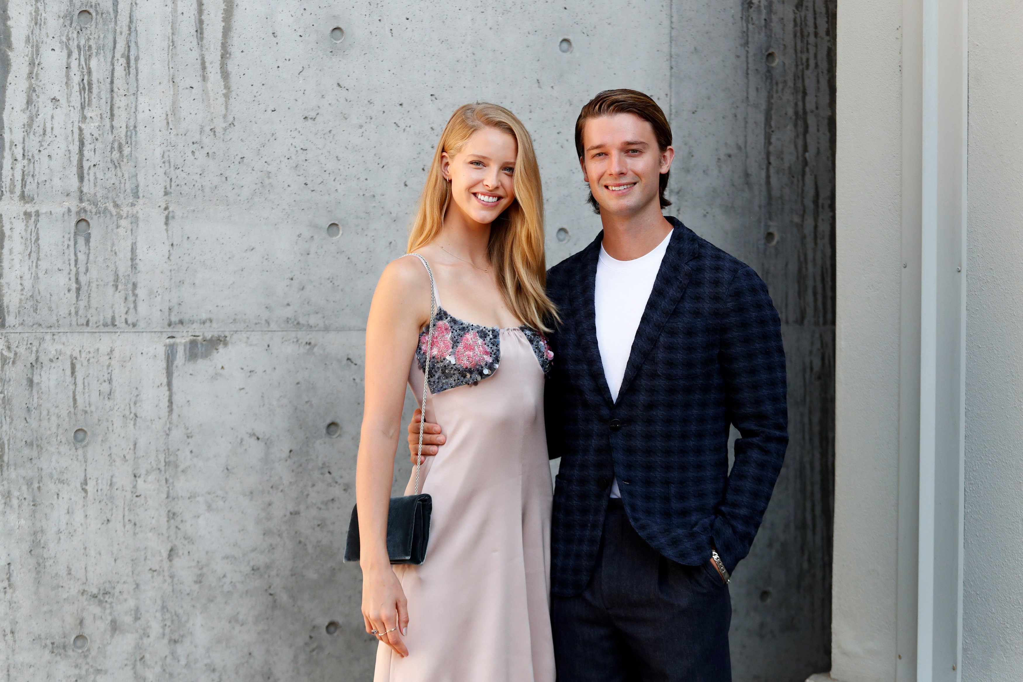 Πάτρικ Σβαρτσενέγκερ- Άμπι Τσάμπιον: Το ζευγάρι παντρεύτηκε σε μια μαγική τελετή στο Coeur d’Alene