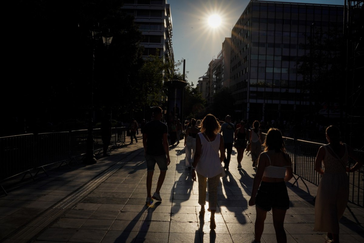 Το φαινόμενο της θερμικής νησίδας κάνει τις πόλεις πολύ πιο ζεστές από την ήπαιθρο (Reuters)