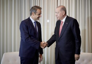 ΣΥΡΙΖΑ-ΚΚΕ-ΠΑΣΟΚ: Στο μικροσκόπιο της αντιπολίτευσης η αναβολή της συνάντησης Μητσοτάκη – Ερντογάν