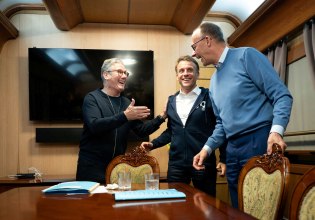 Ουκρανία: Δυο στρατόπεδα, ένα σχέδιο «απομόνωσης» – Διχασμένη η ΕΕ εν όψει της συνόδου κορυφής