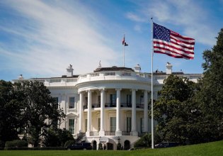 Έξαλλος ο Τραμπ με την επιστροφή Κίμελ – «Γιατί να θέλουν πίσω κάποιον που θέτει σε κίνδυνο το δίκτυο…»