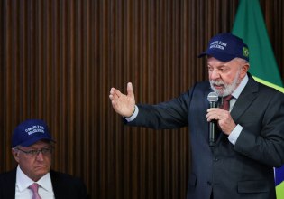 Λούλα: «Παράγοντας έντασης» ο αμερικάνικος στόλος στην Καραϊβική