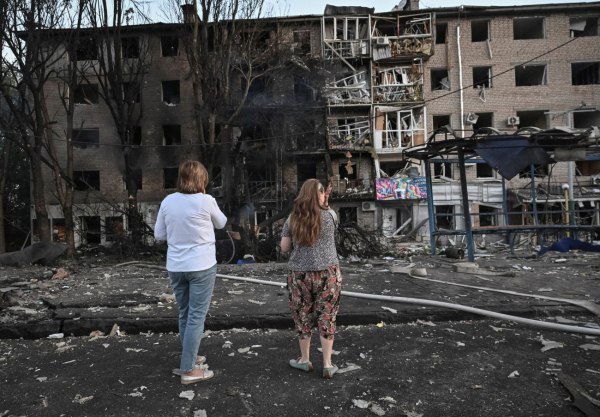 Ουκρανία: Νεκρό ζευγάρι μετά από ρωσικό πλήγμα στη Ζαπορίζια – Ουκρανική επίθεση στην Κρασνοντάρ