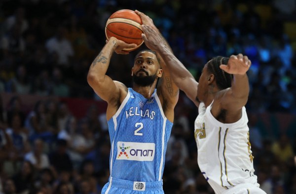 Τώρα θέλουμε (πολύ) και το τρίποντο