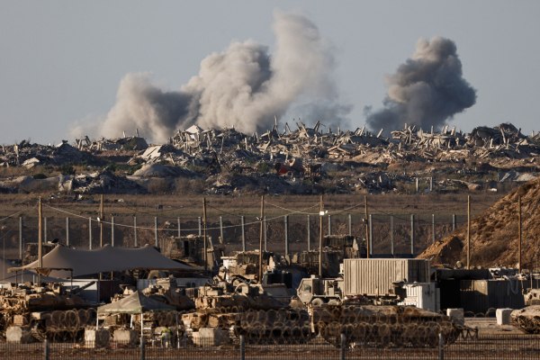 Γάζα: Τουλάχιστον 13 νεκροί σε νυχτερινούς βομβαρδισμούς του Ισραήλ