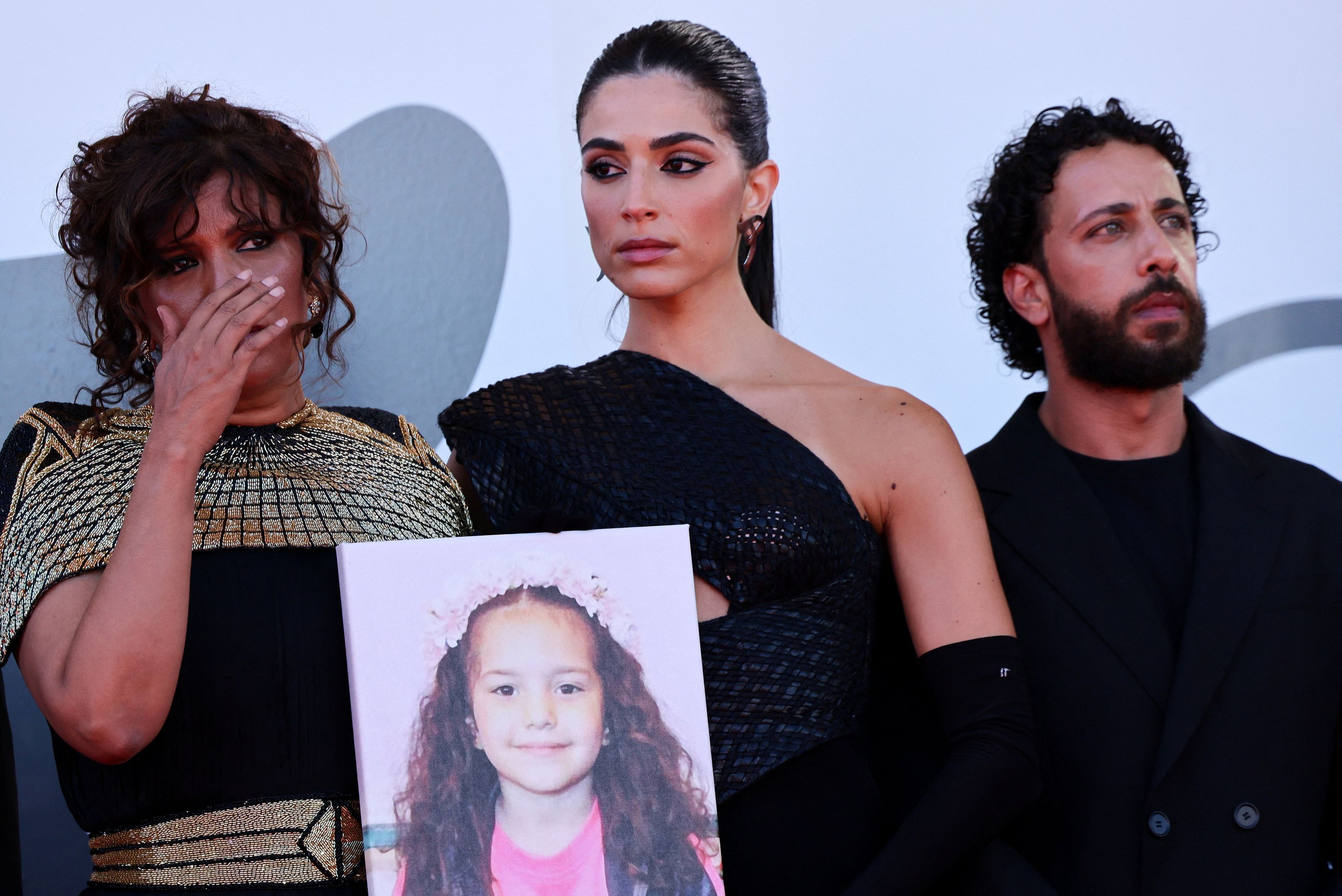 Η ιστορία της πεντάχρονης Hind Rajab από τη Γάζα που σκοτώθηκε από ισραηλινά πυρά συγκλονίζει τη Βενετία