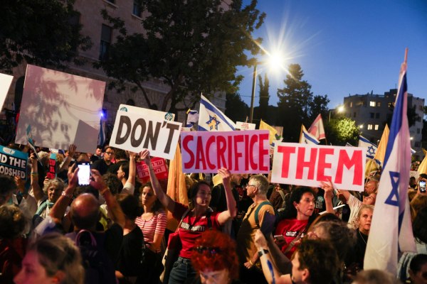 Τραμπ: «Σε πολύ προχωρημένες διαπραγματεύσεις με τη Χαμάς» – Ορισμένοι όμηροι ίσως να έχουν «πεθάνει πρόσφατα»