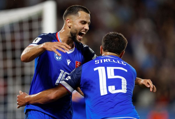 Η Σλοβακία σόκαρε την Γερμανία (2-0) και η Ισπανία πέρασε εύκολα (0-3) από την Βουλγαρία – Δείτε τα γκολ