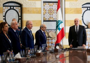 «Τύμπανα» εμφυλίου πολέμου στον Λίβανο – Με τις Ένοπλες Δυνάμεις θα ξεκινήσει ο αφοπλισμός της Χεζμπολάχ