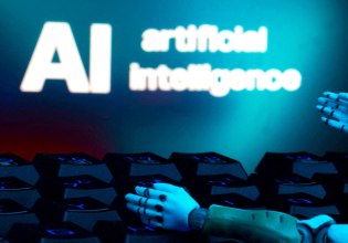 Ζοφερή πρόβλεψη από τον «νονό» της τεχνητής νοημοσύνης: Οι πλούσιοι θα αντικαταστήσουν τους εργαζόμενους με ΑΙ