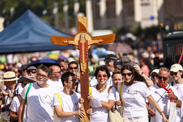 Πάπας Λέων ΙΔ΄: Η στάση που θα κρατήσει απέναντι στα ΛΟΑΤΚΙ – Προτεραιότητα η Γάζα, η Ουκρανία και η Μιανμάρ