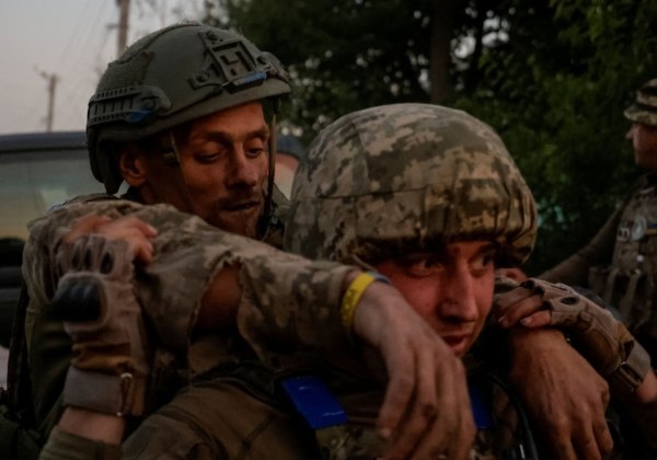 Ουκρανία: Τρεις νεκροί στην επαρχία Ντονέτσκ – Η Ρωσία ανακοίνωσε την κατάληψη χωριού στο Ντνιπροπετρόφσκ