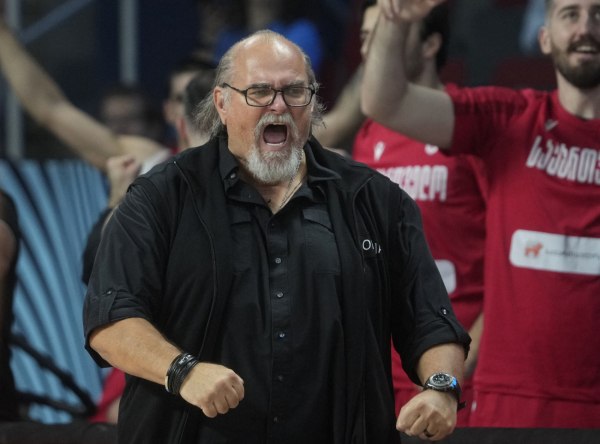 Ο Σενγκέλια αποθέωσε τον Αλεξάνταρ Τζίκιτς