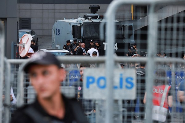 Τουρκία: Νέο κύμα συλλήψεων για διαφθορά – Ανάμεσά τους στελέχη της αντιπολίτευσης