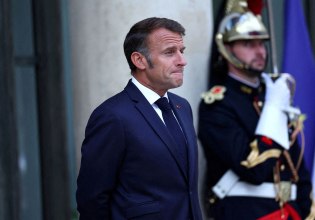 Η Γαλλία είναι το «προβληματικό παιδί» της Ευρώπης – Οι ευθύνες του Μακρόν για τη δημοσιονομική κρίση