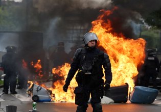 Γαλλία: Ταραχές, οδοφράγματα και περισσότερες από 300 συλλήψεις διαδηλωτών