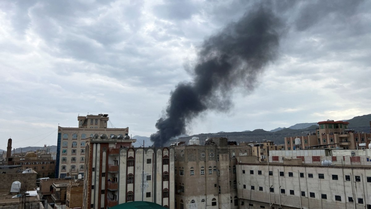 Υεμένη: Λουτρό αίματος μετά τις νέες ισραηλινές επιθέσεις – Τουλάχιστον 35 νεκροί και 131 τραυματίες