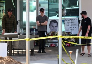 Δολοφονία Τσάρλι Κερκ: Το FBI εντόπισε το όπλο του δράστη – Δημοσιοποιήθηκε φωτογραφία υπόπτου