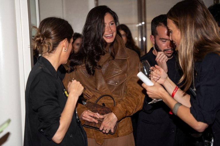 Όλα τα αστέρια του front row στην Εβδομάδα Μόδα της Νέας Υόρκης – Οι πρώτες εμφανίσεις