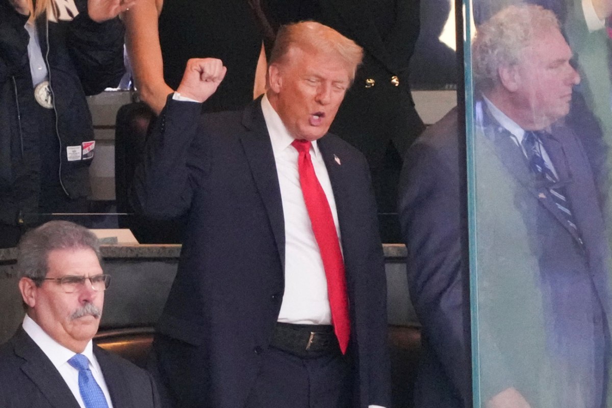 Ντόναλντ Τραμπ: Πλανητάρχης ή παρατηρητής;