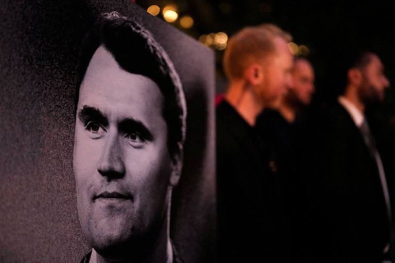 Η δολοφονία Κερκ τρομάζει τις ΗΠΑ – Εκτοξεύτηκε η χρήση του όρου «εμφύλιος»