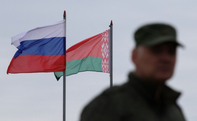 Λευκορωσία: Αιφνίδια επίσκεψη – Αμερικάνοι παρατηρητές στα κοινά στρατιωτικά γυμνάσια Μινσκ και Μόσχας