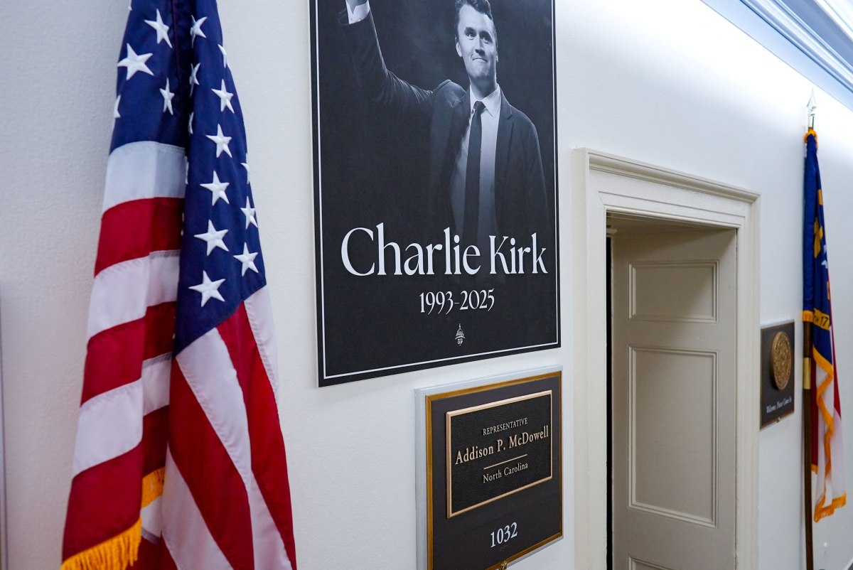 Δολοφονία Τσάρλι Κερκ: Πλήγμα στο MAGA κίνημα – Χάνει έναν ισχυρό πόλο πίεσης από και προς τον Τραμπ