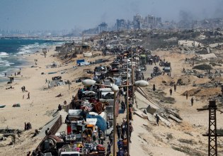 Εθνοκάθαρση σε φάσεις – Εφιαλτικός αγώνας επιβίωσης για τους άμαχους Παλαιστίνιους στην ισοπεδωμένη Γάζα