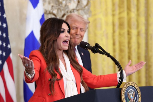 Η Κίμπερλι Γκίλφοϊλ ορκίστηκε πρέσβης των ΗΠΑ στην Ελλάδα