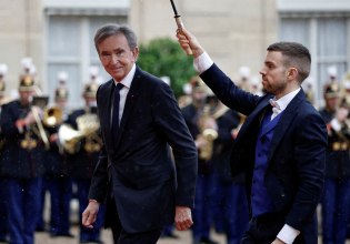 Μπερνάρ Αρνό: Ο πλουσιότερος Γάλλος καταδικάζει τη φορολόγηση των δισεκατομμυριούχων