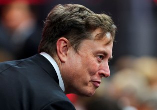 Αποκάλυψη βόμβα στην υπόθεση Έπσταϊν: Και το όνομα του Έλον Μασκ στα επίμαχα αρχεία