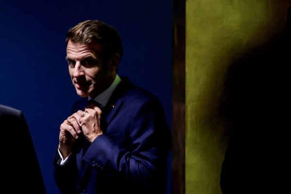 Μακρόν: Χωρίς διάθεση για επίτευξη ειρήνης ο Πούτιν – Η Ρωσία «αποσταθεροποιητική δύναμη για όλη την Ευρώπη»