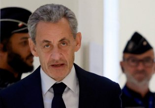 Νικολά Σαρκοζί: Πέντε χρόνια φυλάκιση για την υπόθεση με τα μαύρα χρήματα από τον Καντάφι