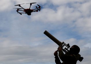 «Ο πόλεμος των drones»: Η νέα υβριδική απειλή που πλανάται πάνω από την Ευρώπη