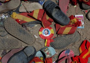 Ινδία: Ανεβαίνει ο αριθμός των νεκρών από ποδοπάτημα σε προεκλογική συγκέντρωση γνωστού ηθοποιού