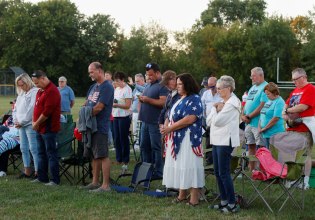 Μίσιγκαν: Δέκα πιστούς πυροβόλησε ο δράστης στην εκκλησία – Πέντε νεκροί