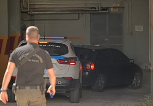 Βοιωτία: Σε αργία τέθηκε η 62χρονη που έθαψε τη μητέρα της σε αυτοσχέδιο λάκκο για να παίρνει τη σύνταξη