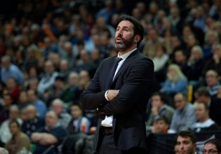 O Άλεξ Μουμπρού σε νοσοκομείο της Βαρκελώνης μετά το Eurobasket 2025