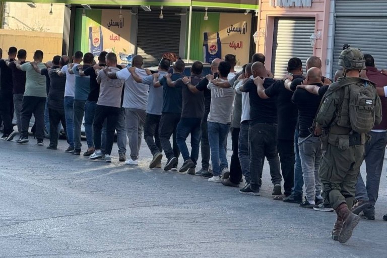 Δυτική Όχθη: Μαζικές συλλήψεις Παλαιστινίων μετά από έκρηξη αυτοσχέδιου εκρηκτικού μηχανισμού