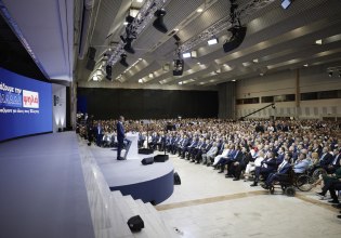 Πυρ ομαδόν για το «μανιφέστο φτώχειας» του Μητσοτάκη στη ΔΕΘ – Ούτε ένα ψίχουλο για αγρότες και μικρομεσαίους